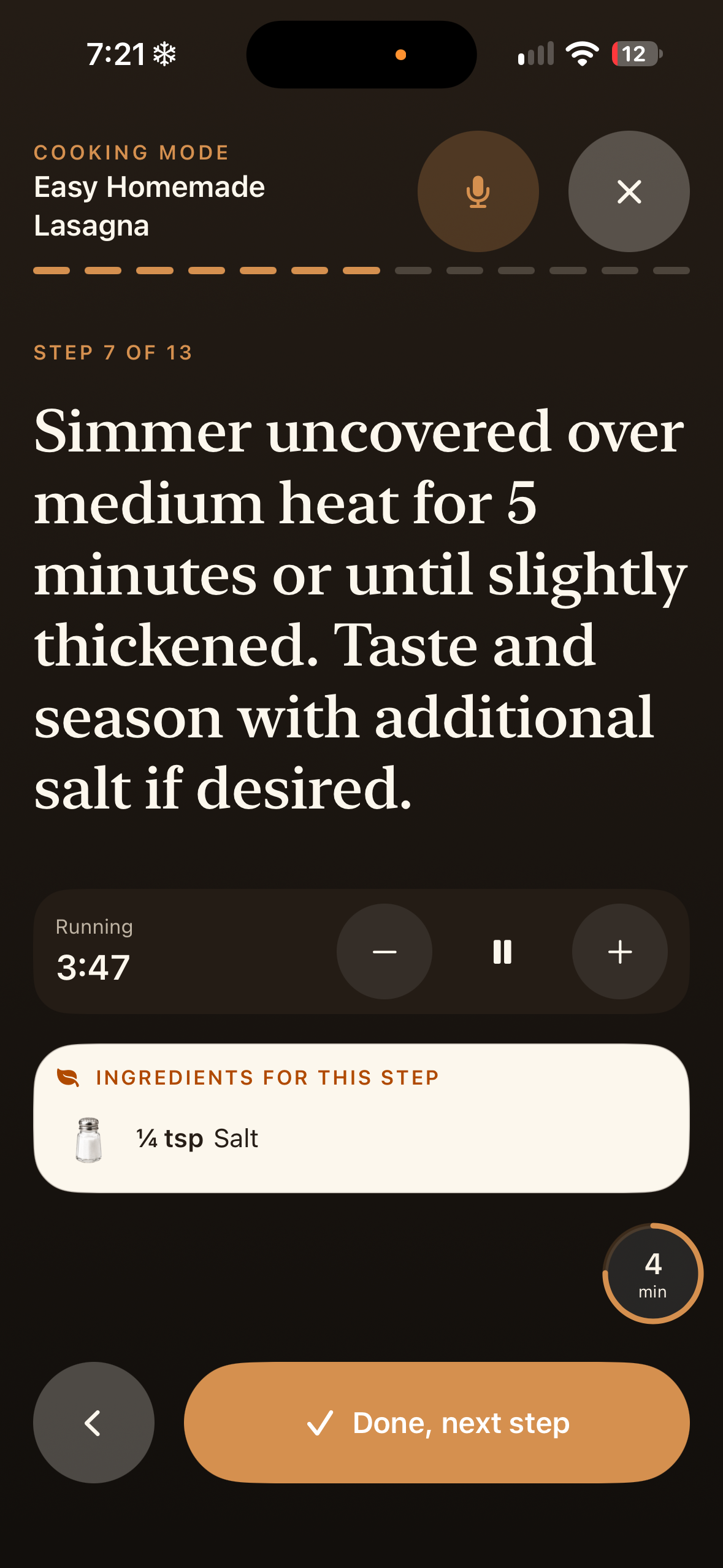 Cooking mode with a step and timer visible